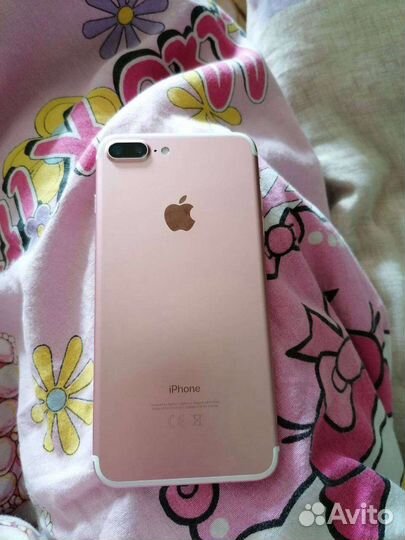 Телефон iPhone 7 plus