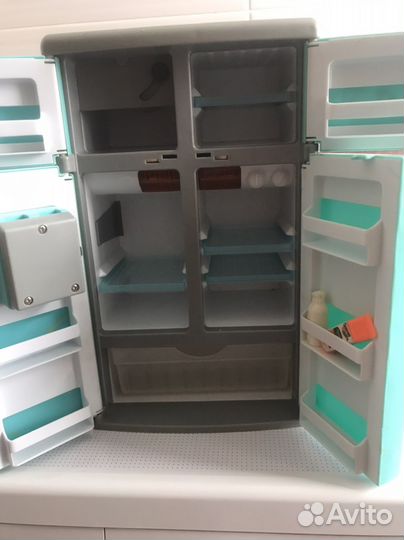 Холодильник-игрушка