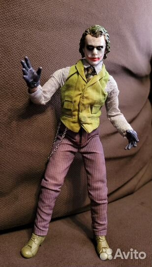 Фигурка Джокер от Beast Kingdom