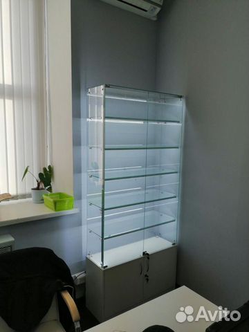 Стеклянные витрины