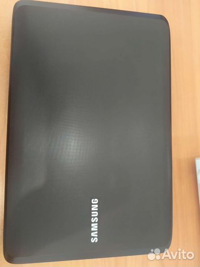 Ноутбук samsung r540