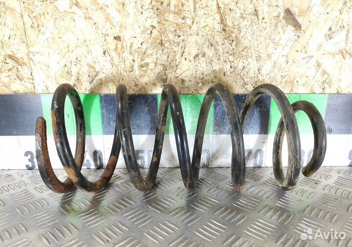 Пружина задняя Toyota Land cruiser 2002 2009