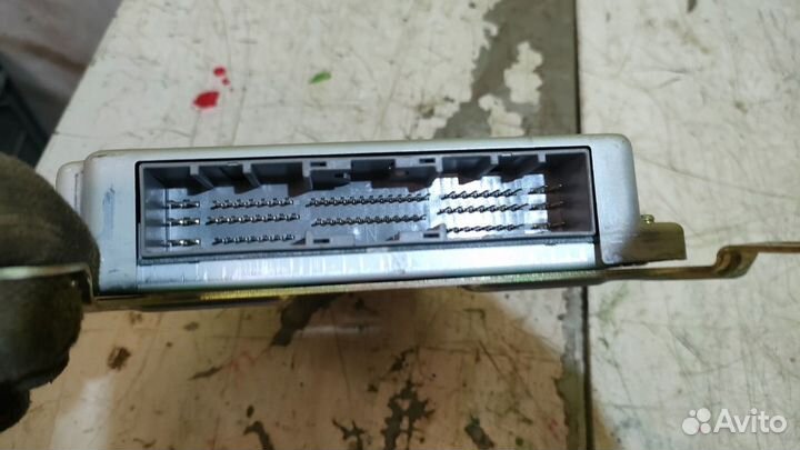 Блок управления двигателем QG13DE Ниссан ад 2