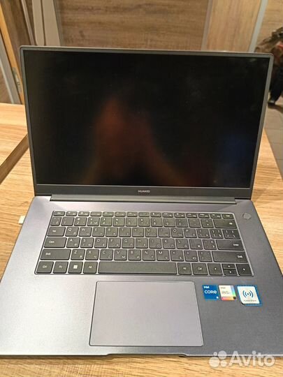 Huawei Matebook 15 (i5-1135G7, 512Gb)