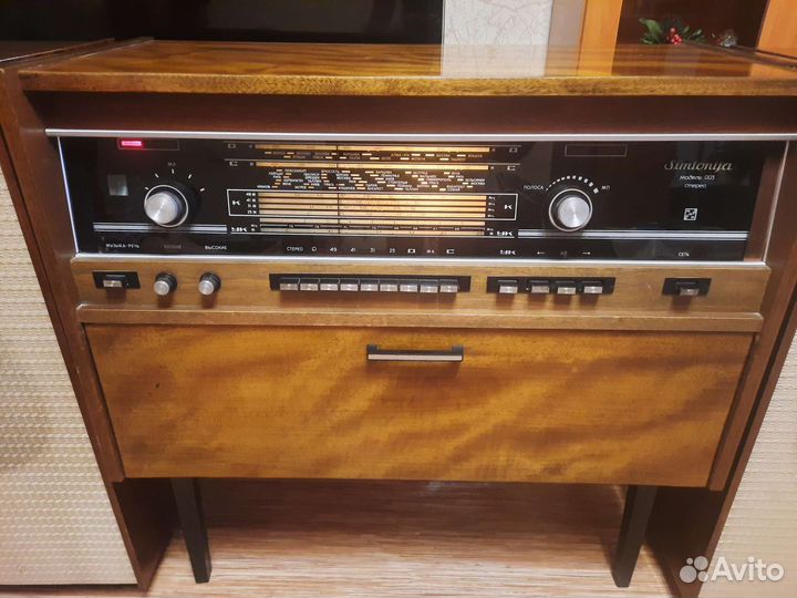 Коллекция виниловых пластинок,радиола Симфония-003