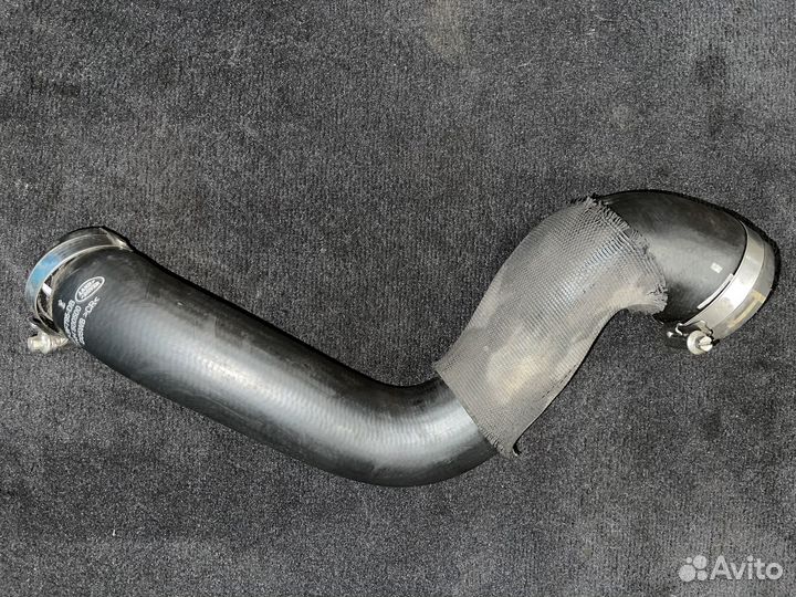 Патрубок интеркулера 3.6TDV8 Range Rover