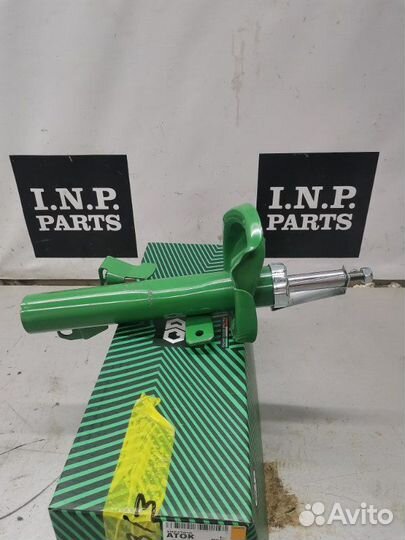 Амортизатор передний левый Mazda 3 Bk Bl 1.6