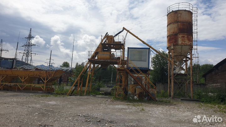 Продается производственно-торговая база