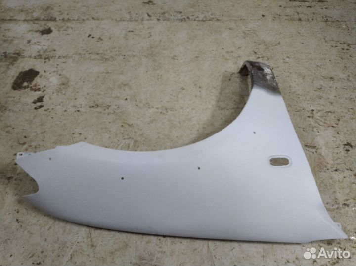 Крыло переднее Mitsubishi L200 2006-2016