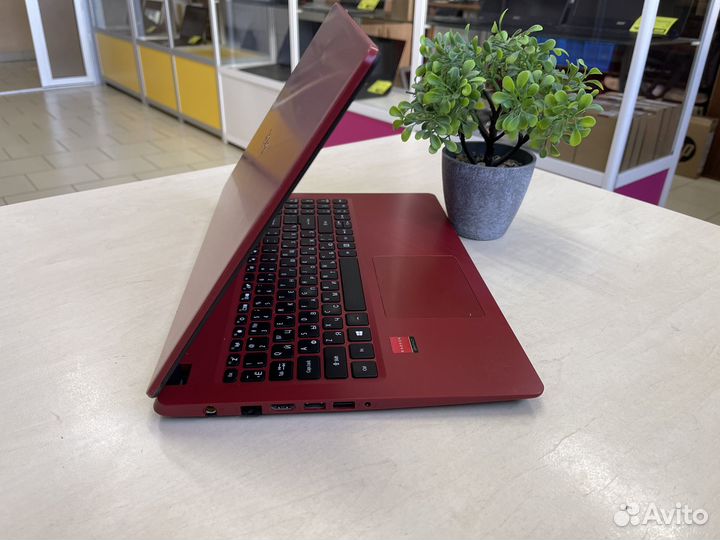 Красивый/Красный ноутбук Acer/Ryzen/R540X/8GB/SSD