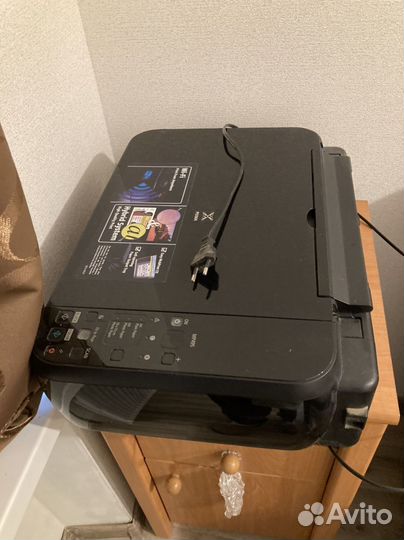 Принтер сканер копир стуйный. С wifi