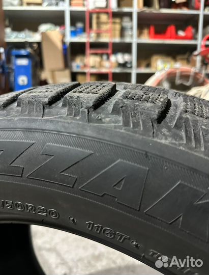 Bridgestone Blizzak Spike-01 285/50 R20