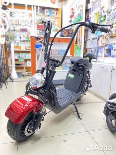 Комфортный электробайк с двумя сиденьями