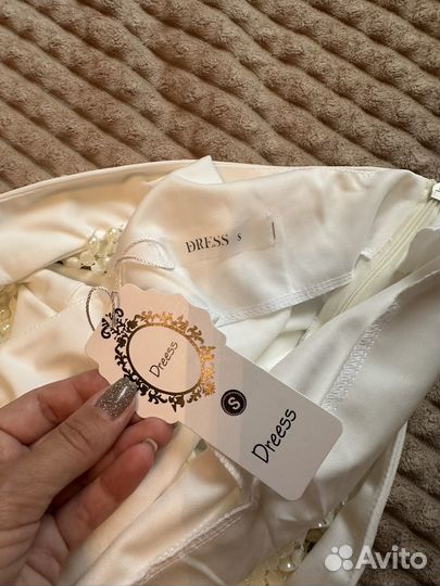 Платье вечернее