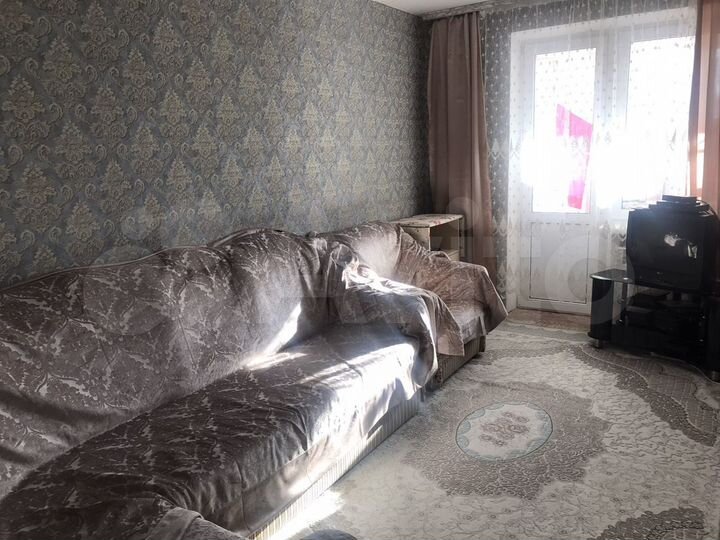 2-к. квартира, 50 м², 1/4 эт.