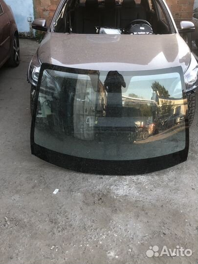 Лобовое стекло на kia rio 4