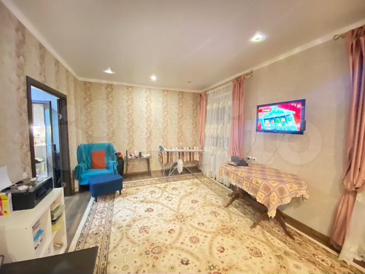 2-к. квартира, 72,2 м², 9/9 эт.