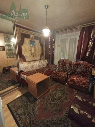 Комната 12 м² в 5-к., 6/9 эт.