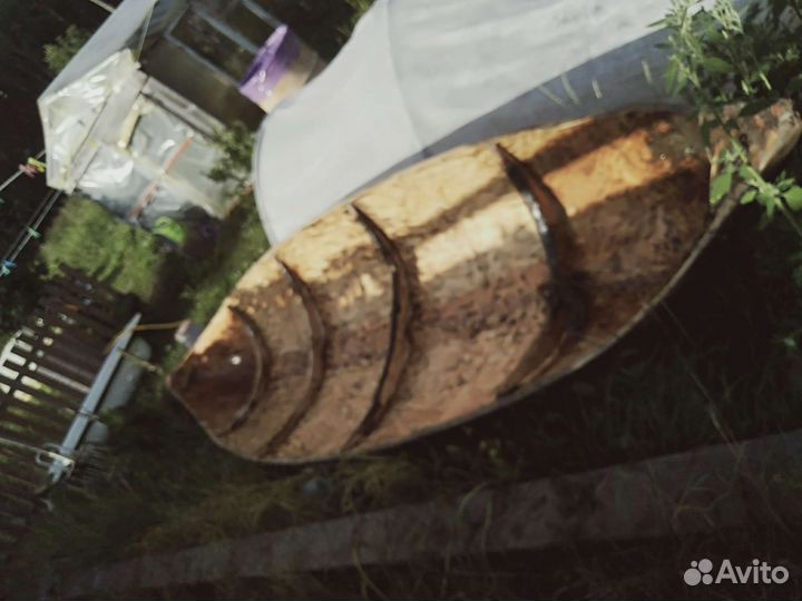 Лодка долбленка