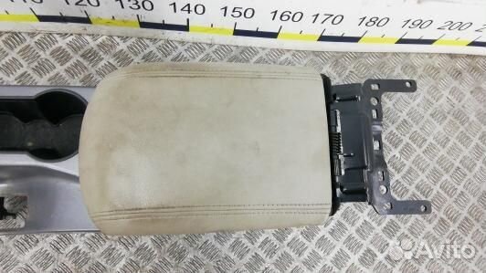 Подлокотник центральный ford escape 3 (83F07IX01)