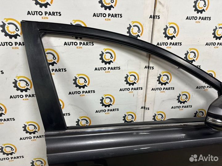 Дверь передняя правая Toyota Rav4