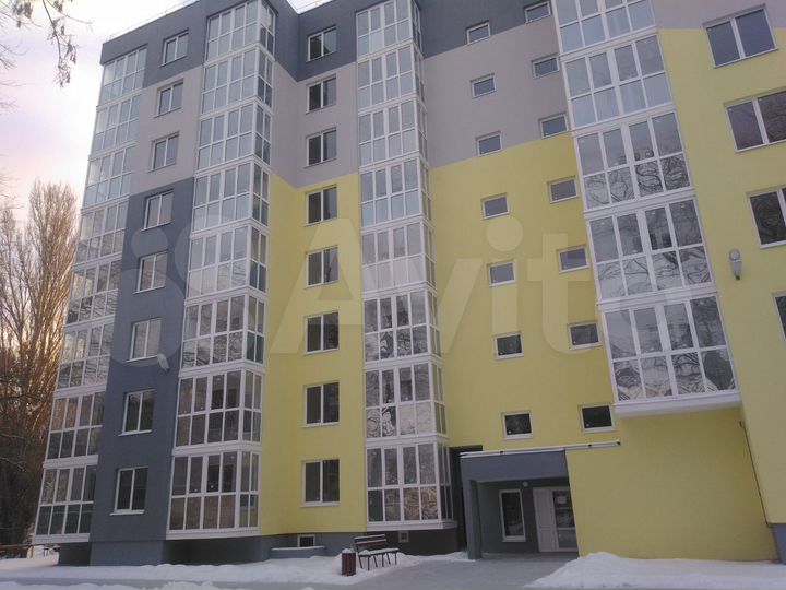 2-к. квартира, 67,9 м², 1/8 эт.