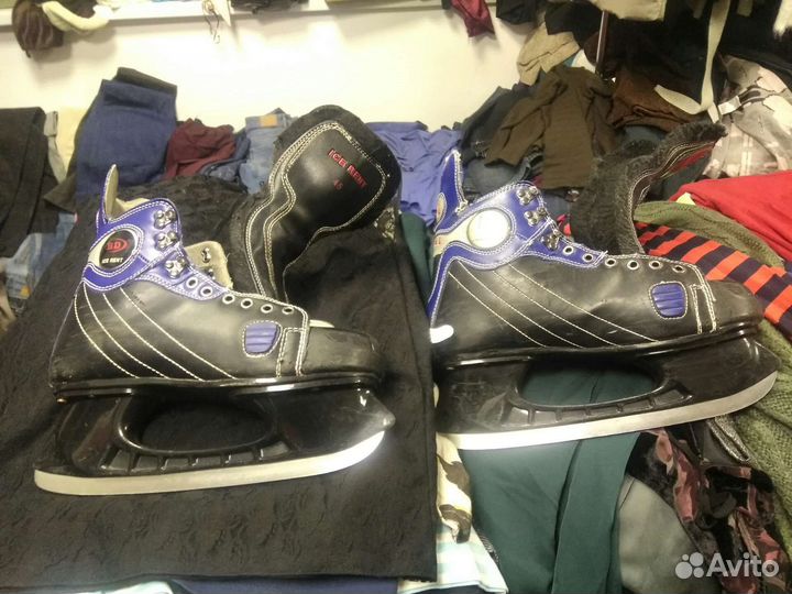 Коньки хоккейные