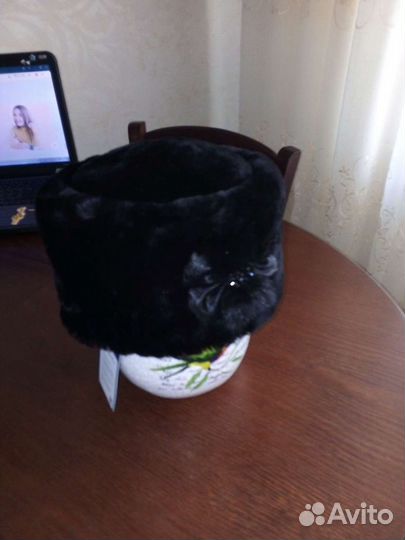 Шапка новая жен из мутона р 55-58