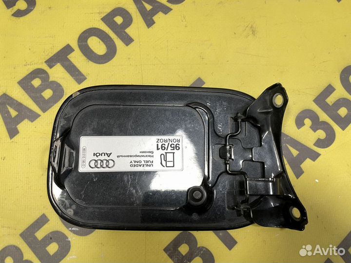 Лючок бензобака Audi A4