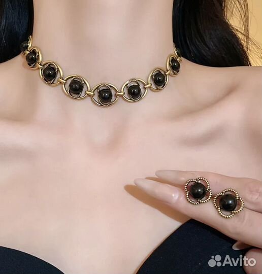 Колье и серьги