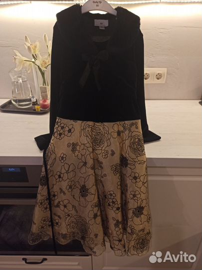 Платье для девочки 134 140