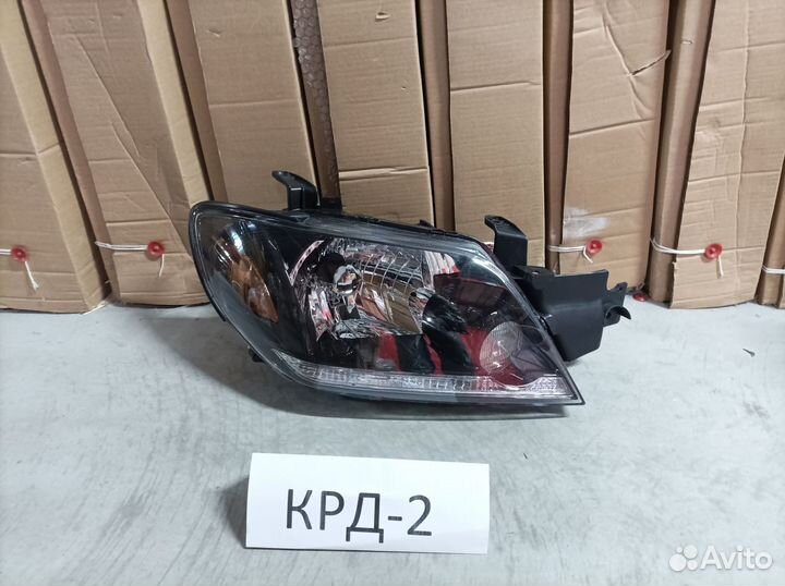 Фара правая Mitsubishi Outlander 1 2003-2008