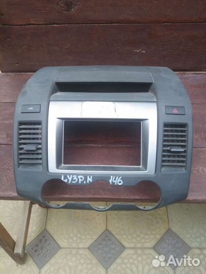 Консоль магнитолы Мазда MPV2007LY3P