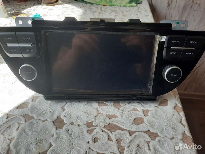 Штатная магнитола geely atlas
