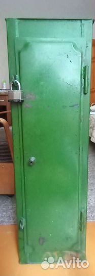 Сейф металлический