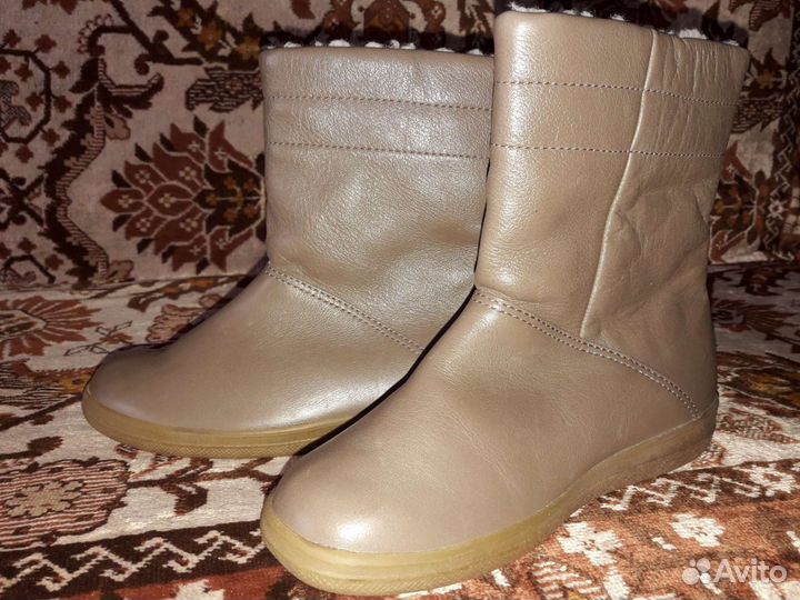 Сапожки демисезонные новые для мальчика или девочк