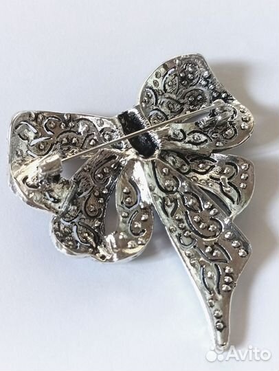 Брошь Бантик