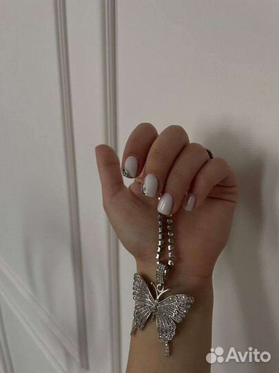 Маникюр, наращивание ногтей