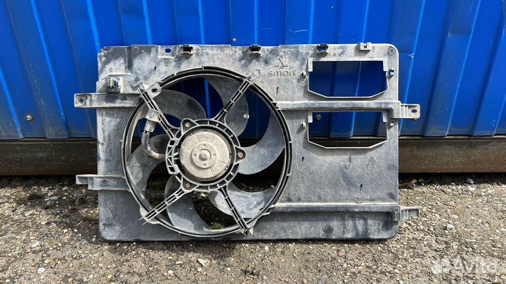 Диффузор вентилятора Mitsubishi colt