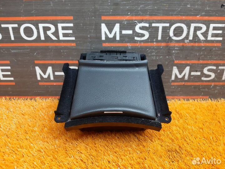 Вещевой ящик Mercedes-Benz S-Class W220 113.960