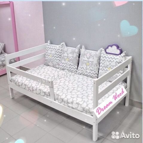 Детская кровать из массива