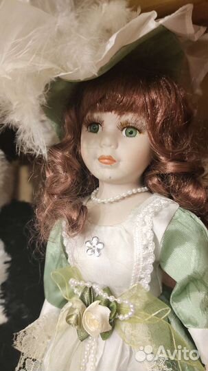 Кукла фарфоровая коллекционная