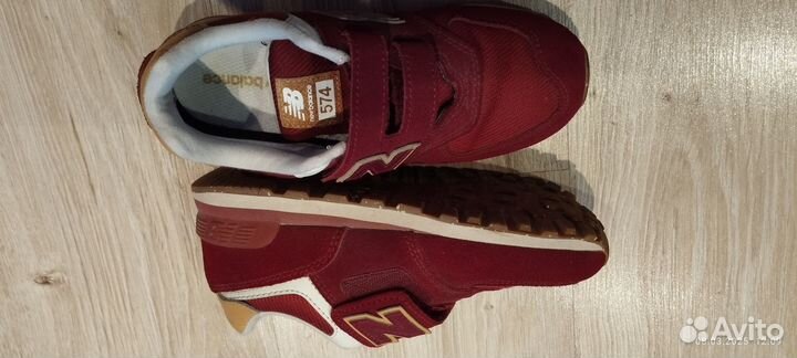Продаются кроссовки кроссовки new balance 33 разме