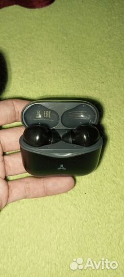 Беспроводные наушники