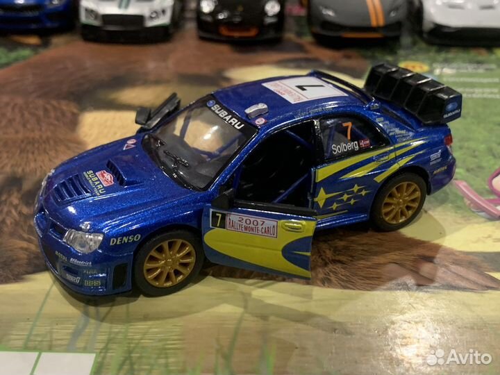 Железная моделька subaru wrx sti 1:43