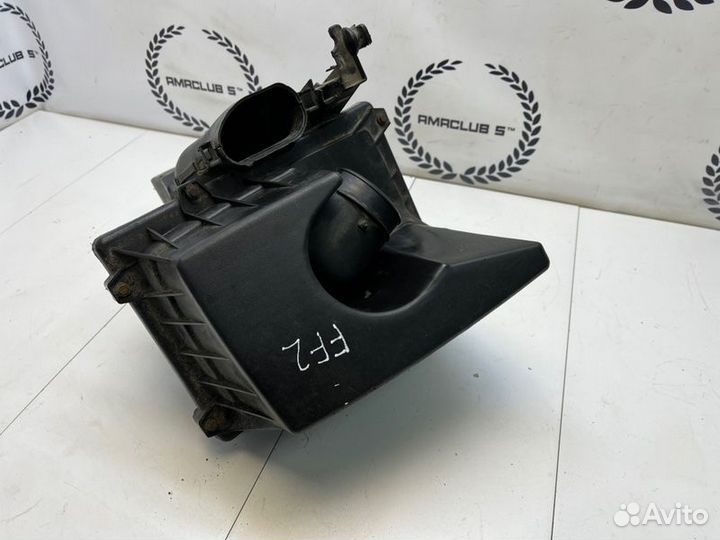 Корпус воздушного фильтра Ford Focus 2 купе 2.0