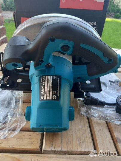 Циркулярная пила Makita HS 7000. Новая