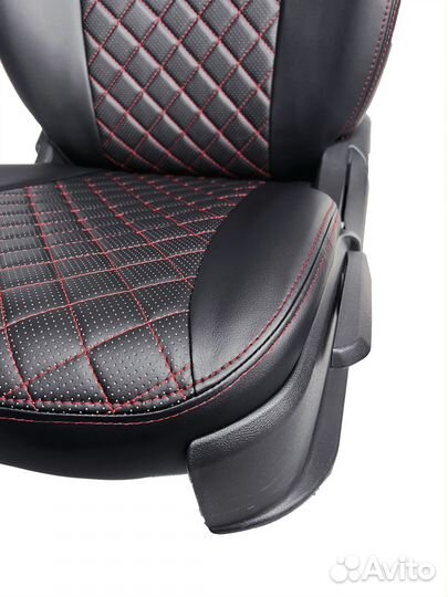 Чехлы для Hyundai Accent Ромб черный/строчка красн