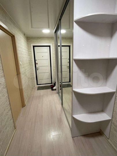 2-к. квартира, 53 м², 4/10 эт.