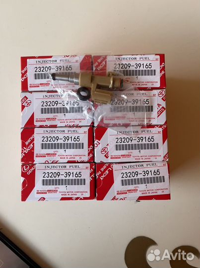 Форсунка топливная Тойота Ленд Крузер 1urfe 3urfe